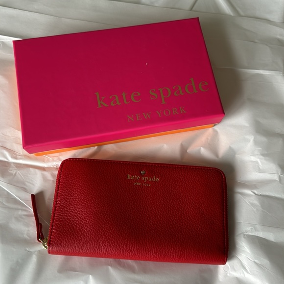 Kate Spade wallet - Picture 2 of 13